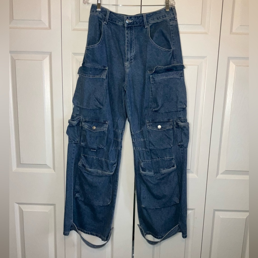 Fashion Nova Women's High Rise Blue Cargo Jeans